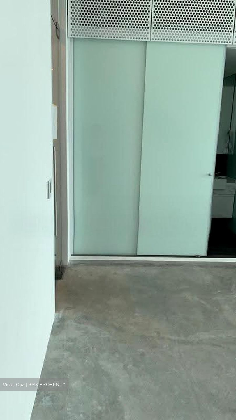 Arc 380 (D8), Office #622087651